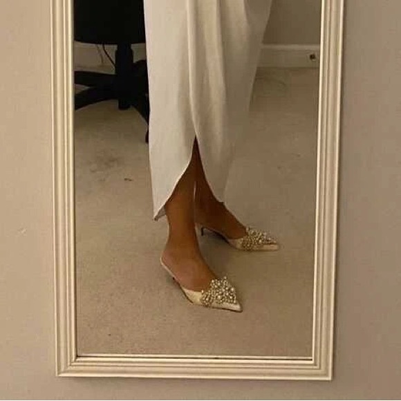 Faux Pearl Decor Kitten Heeled Mules - Picture 11 of 11